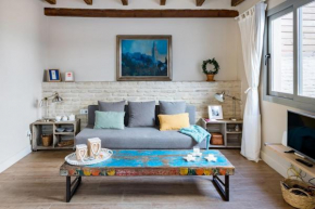 Disfruta del sol de Triana desde este acogedor y original piso con gran terraza, Seville